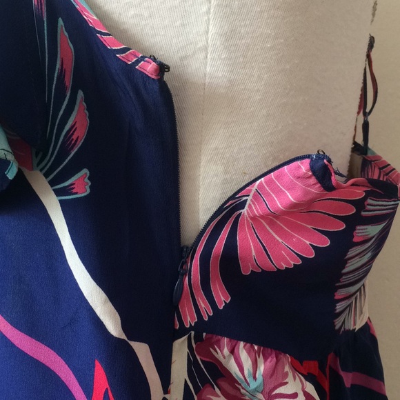 Women’s Yumi Kim Silk adjustable strap top size XS - Picture 5 of 7